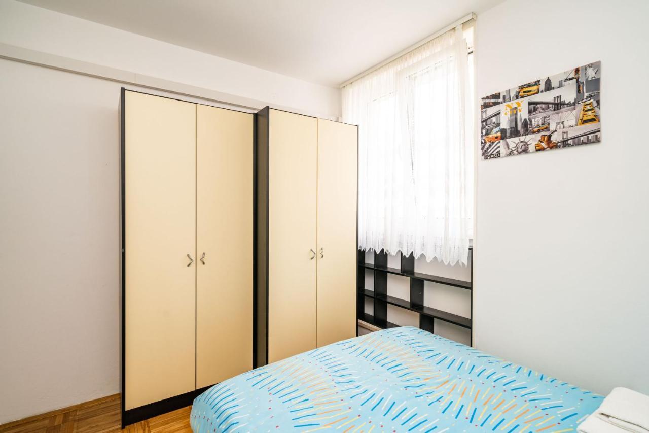דוברובניק Spacious Three Bedroom Apartment מראה חיצוני תמונה