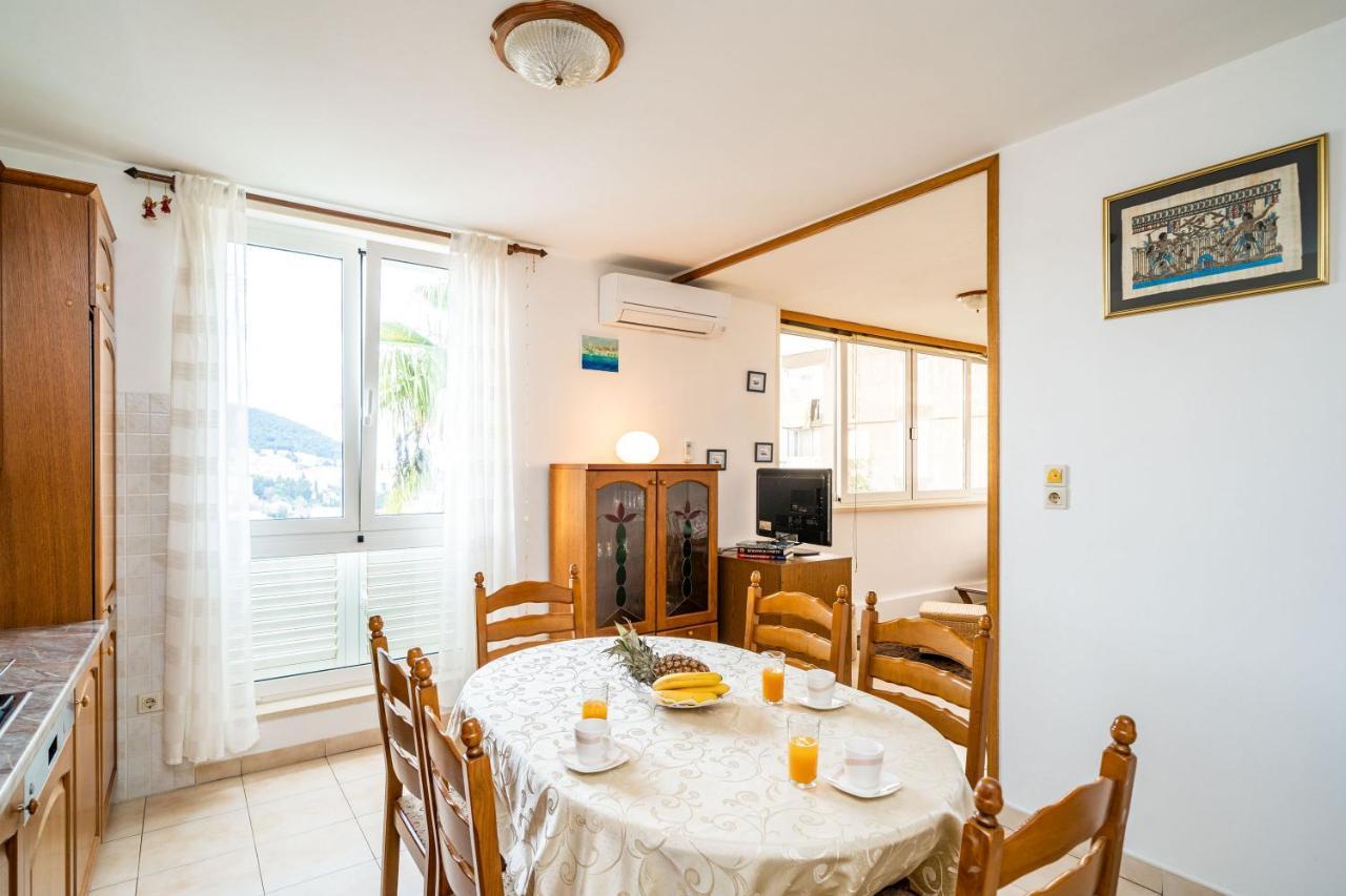 דוברובניק Spacious Three Bedroom Apartment מראה חיצוני תמונה